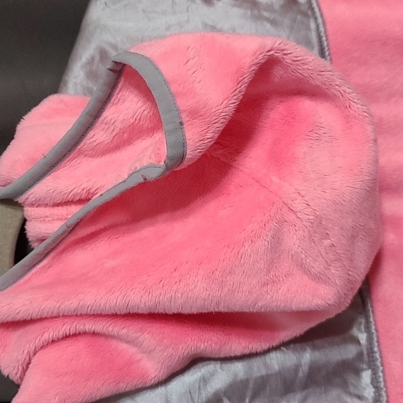 Free Country GIRLS Faux Fur Zipped Hoodie Pink Silver Pockets Sz 14/16 EUC - Picture 7 of 10